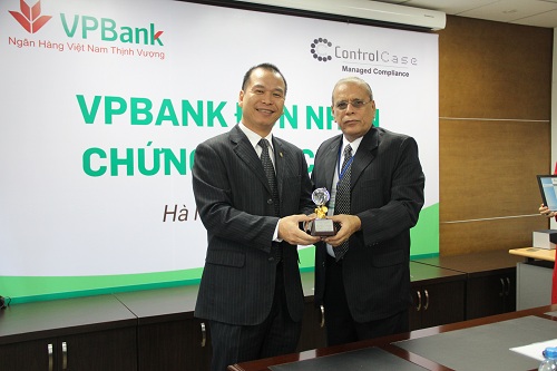 VPBank là ngân hàng đầu tiên tại Việt Nam đạt chứng nhận bảo mật PCI DSS (1)