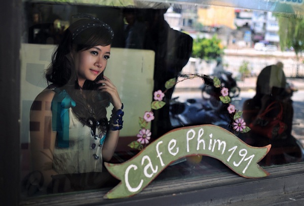 Xem phim 3D, nhâm nhi cafe cực lãng mạn 7
