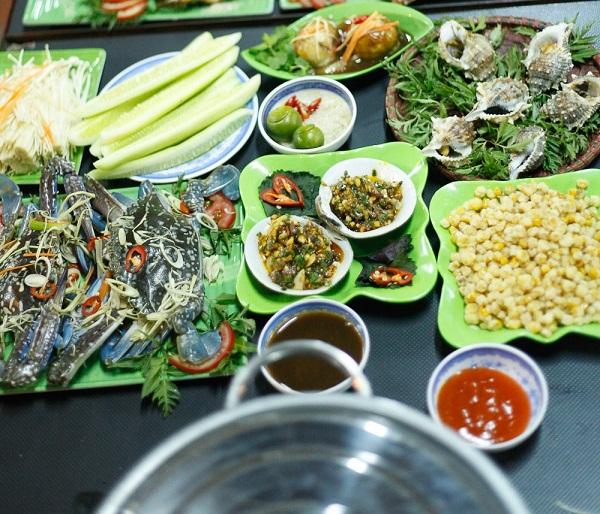 Tươi ngon với set hải sản 370K mùa trở lạnh 1