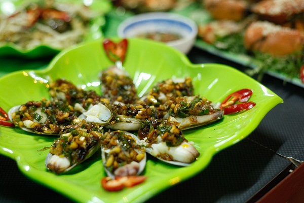 Tươi ngon với set hải sản 370K mùa trở lạnh 7