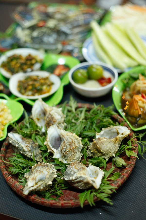 Tươi ngon với set hải sản 370K mùa trở lạnh 10