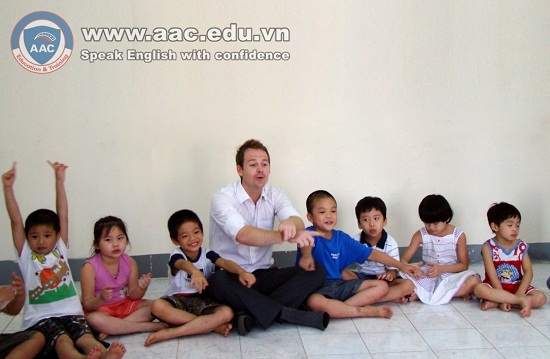 Lợi ích khi trẻ học tiếng Anh sớm Lợi ích khi trẻ học tiếng Anh sớm