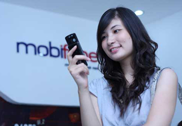 Nh&agrave; mạng tạm qu&ecirc;n tin nhắn SMS, thử d&ugrave;ng USSD 1