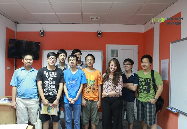 College & Career Forward &ndash; Định hướng, giải ph&aacute;p chọn ng&agrave;nh học tại Mỹ 2