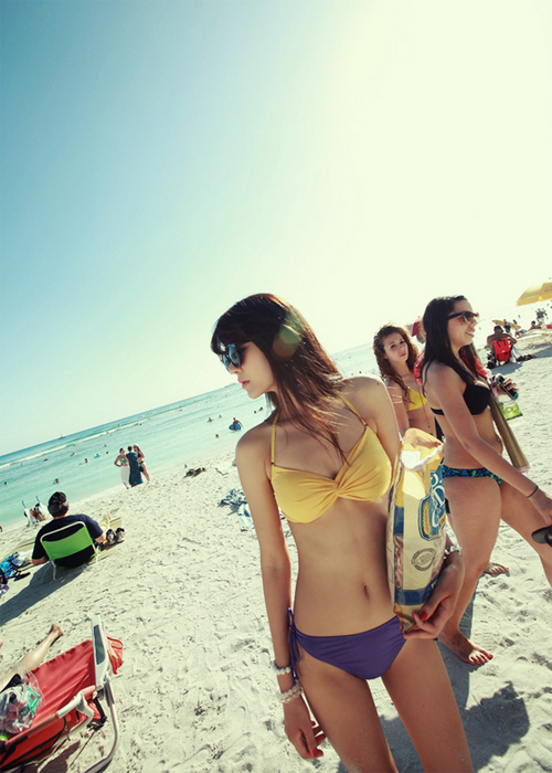 Chọn bikini l&ocirc;i cuốn mọi &aacute;nh nh&igrave;n 7