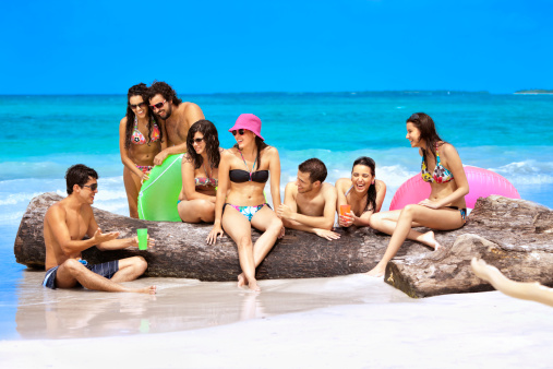 Chọn bikini l&ocirc;i cuốn mọi &aacute;nh nh&igrave;n 1