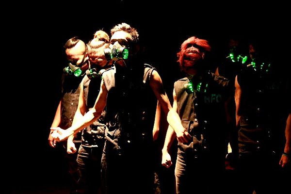 Giới trẻ đua nhau thử t&agrave;i l&agrave;m MV dịp h&egrave; 1