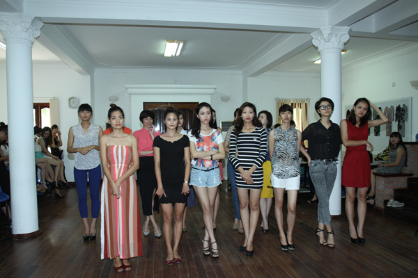 Hà Lade, Trà My, Phương Anh Vietnam Next top model  hội ngộ trên sàn diễn 2