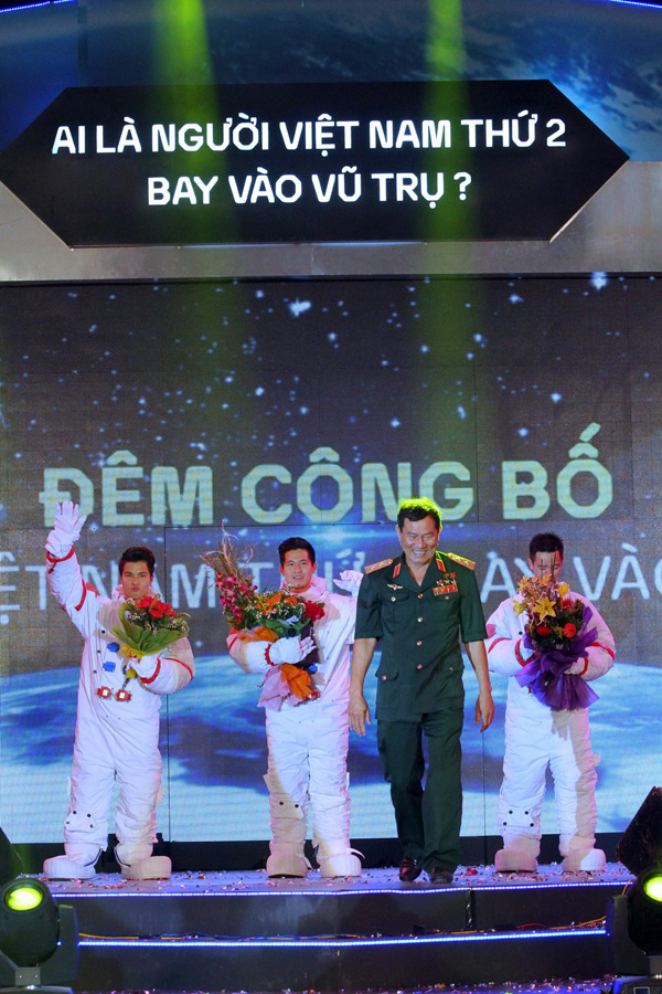 Lộ diện người Việt Nam thứ 2 bay vào vũ trụ 12