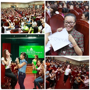 Hồ Ngọc Hà giao lưu cùng nữ sinh trong chương trình “1 phút quan tâm, 3 lần bảo vệ”
