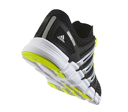 Đẩy động lực luyện tập lên mức “maximum” với adidas CRAZYCOOL 3