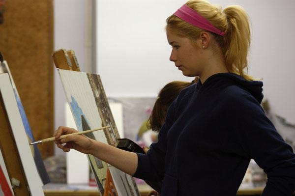 Thi học bổng trường Ashbourne College, Vương Quốc Anh 2