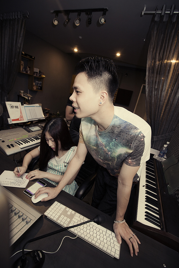 Trịnh Thăng Bình: “New Hits là chương trình giúp ca sĩ trẻ thành danh” 15