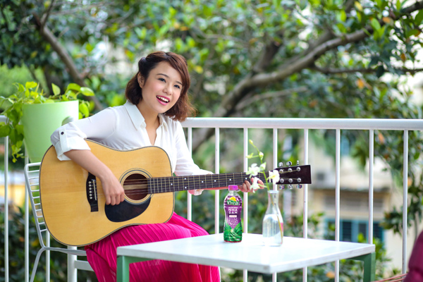 Th&aacute;i Trinh lần đầu thử sức đ&oacute;ng phim 1