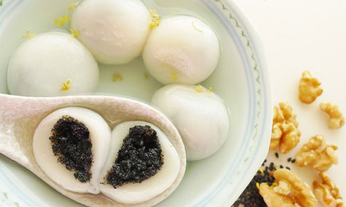 Cuối thu lang thang phố cổ, ăn “Bánh Trôi Tàu” 7