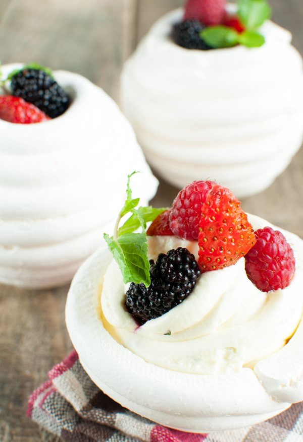 Điểm danh c&aacute;c m&oacute;n Gi&aacute;ng sinh hấp dẫn giới trẻ S&agrave;i th&agrave;nh 3