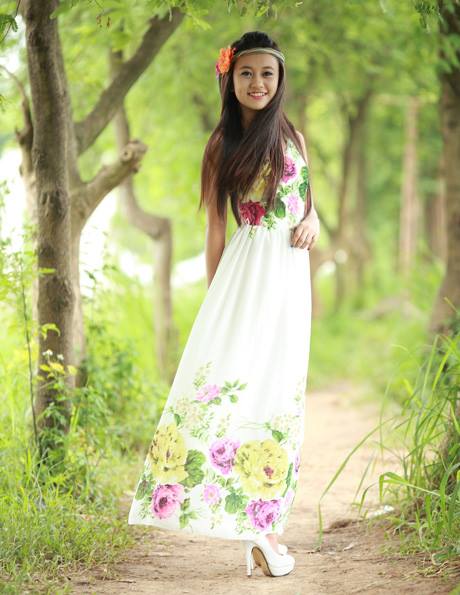 Ảnh đẹp lạ của nữ sinh Việt Nam trong nắng thu 1