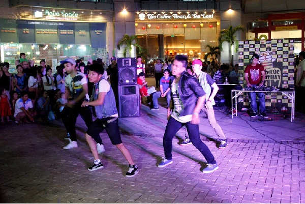 Ăn Tết lớn cùng HỘI CHỢ BEEGARA SEASON 3 - Kenh14.vn