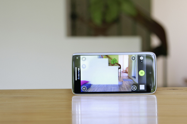 Lenovo ra mắt smartphone Vibe X mới sành điệu và thông minh 7