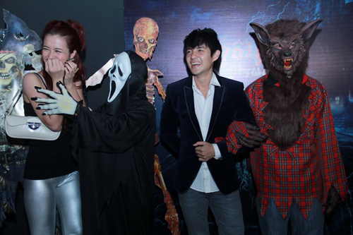 Cực sảng kho&aacute;i tại rạp phim 5D Ng&ocirc;i Nh&agrave; Hollywood 4