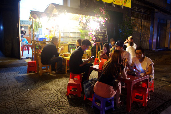 Khám phá hàng cháo ếch Singapore siêu chất lượng ở Sài Gòn 10