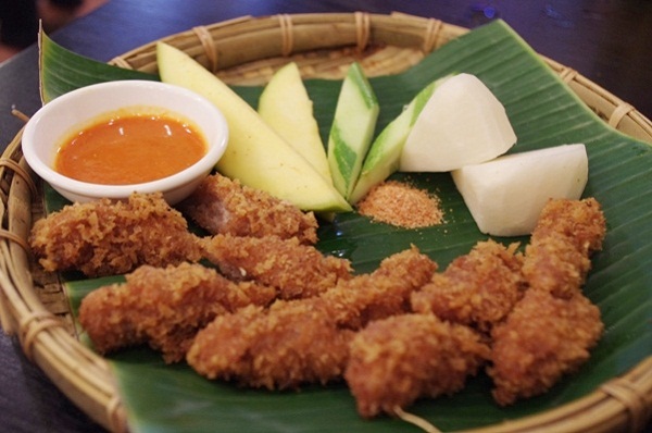 Khám phá quán bún đậu mắm tôm độc đáo nhất Sài Gòn 11