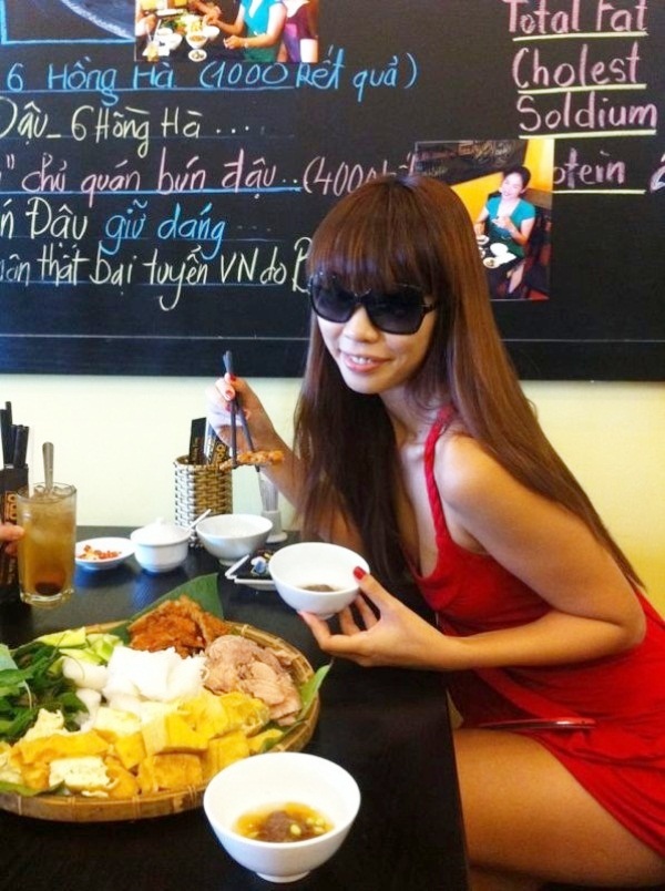 Khám phá quán bún đậu mắm tôm độc đáo nhất Sài Gòn 16