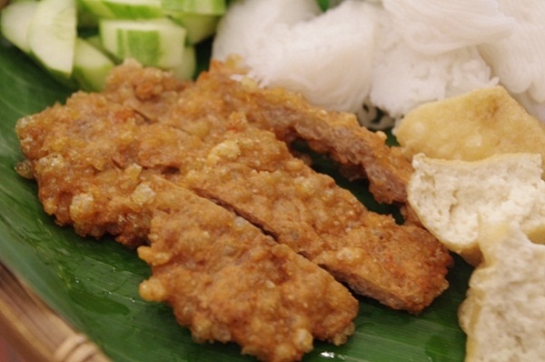 Khám phá quán bún đậu mắm tôm độc đáo nhất Sài Gòn 2