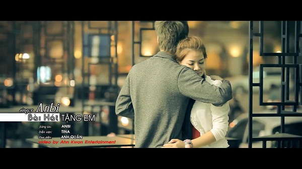Hình ảnh mới trong MV "Bài Hát Tặng Em" của Anbi Anh Tuấn 13