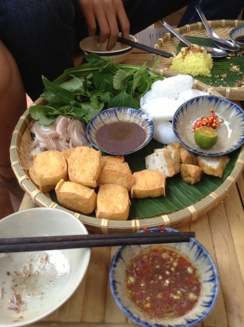 Khám phá quán “Hà Nội Xưa và Nay” giữa lòng Sài Gòn 1