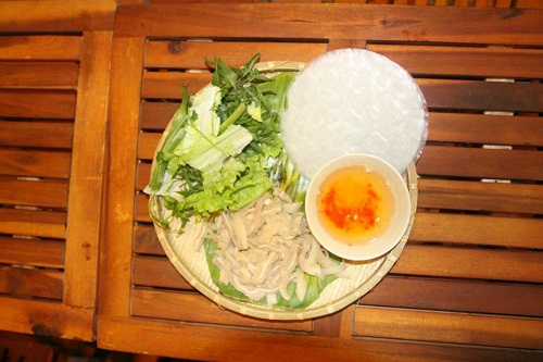 Khám phá quán “Hà Nội Xưa và Nay” giữa lòng Sài Gòn 3