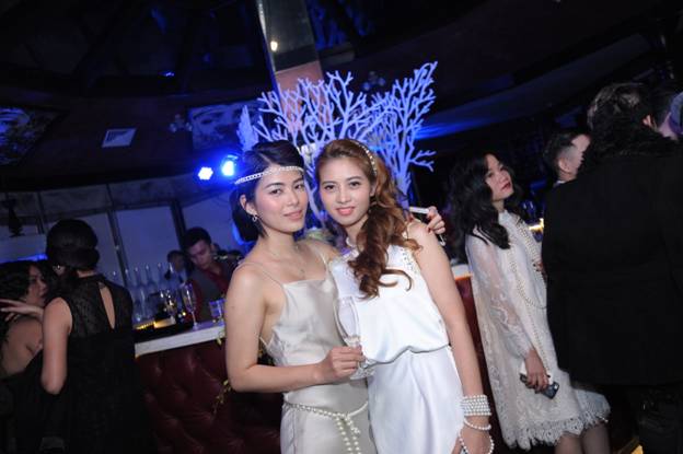 Ngắm những chiếc váy flapper thập niên 20 trong Gatsby Party 16