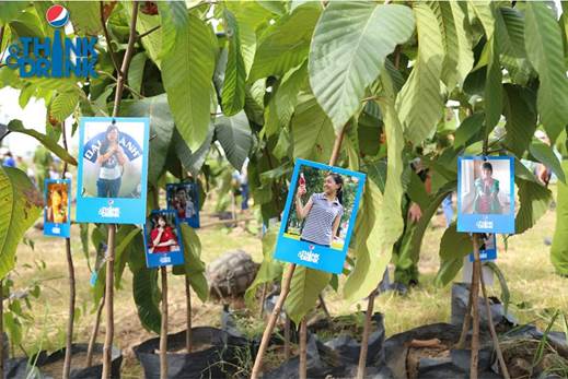 Những hình ảnh ấn tượng tại ngày hội trồng cây "Vì một Việt Nam xanh hơn" 8