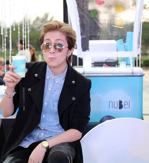 Giới trẻ Sài Gòn rủ nhau đi "nếm mây" 4 Giới trẻ Sài Gòn rủ nhau đi "nếm mây" 4