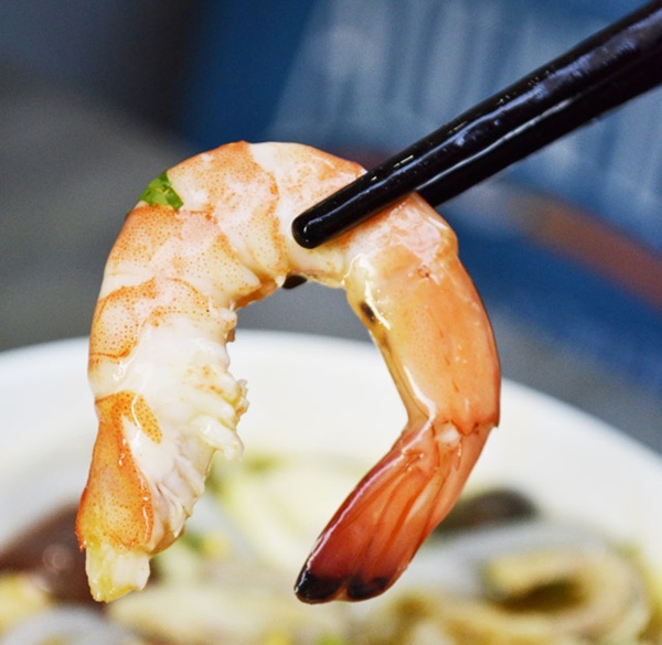 Cùng thưởng thức bánh canh ghẹ thơm ngon “hút khách” Hà thành 3