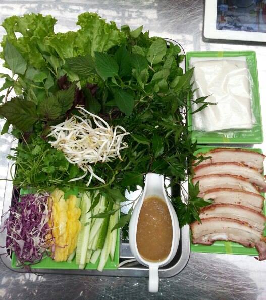 Cùng thưởng thức bánh canh ghẹ thơm ngon “hút khách” Hà thành 7