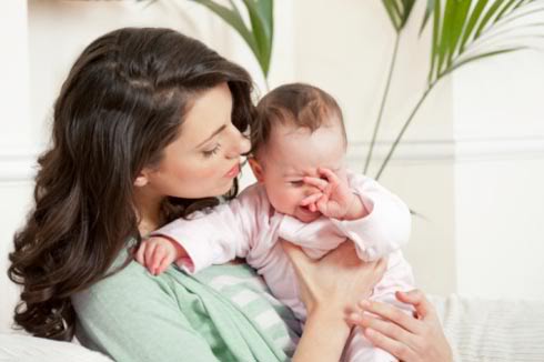 Những việc mẹ nên làm khi bé bị sốt cao 2