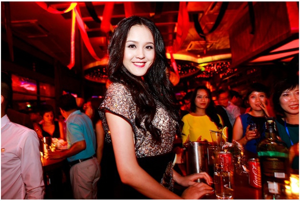 Sao Việt lộng lẫy tại đêm dạ tiệc trên cao 4