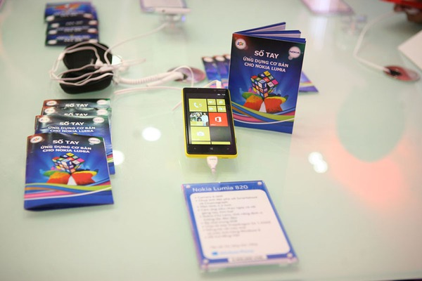 Nokia ra mắt BST độc đáo tại Nokia Store 63 Lý Thường Kiệt 6