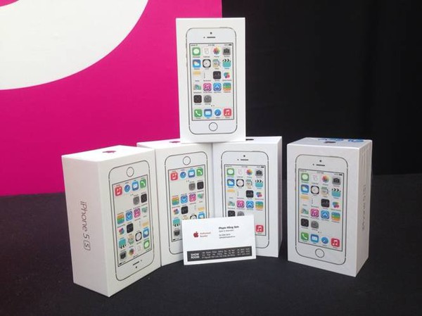 Đập hộp iPhone 5S Gold Champagne đầu tiên ở Hà Nội 1