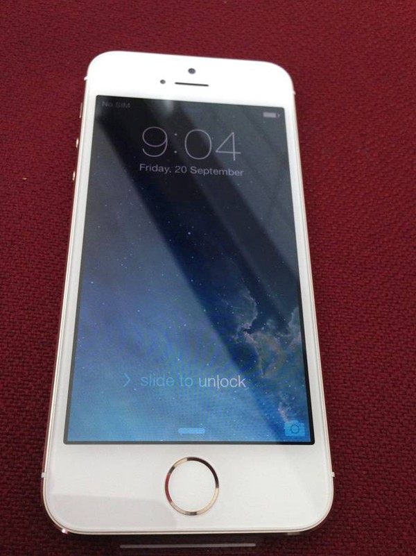 Đập hộp iPhone 5S Gold Champagne đầu tiên ở Hà Nội 4