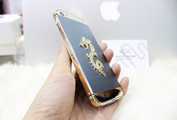 “Đẳng cấp” iPhone 5S khảm rồng 168 Triệu và iPhone 5 mạ vàng 24K 4
