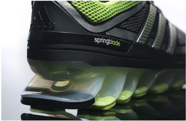 Chiêm ngưỡng adidas Springblabe - Đôi giày chạy bộ độc và lạ 6