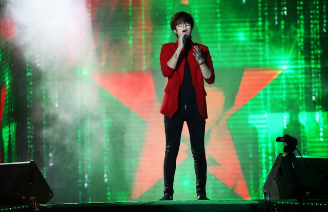 Giới trẻ h&agrave;o hứng đ&oacute;n năm mới 2015 tại Heineken Countdown 5