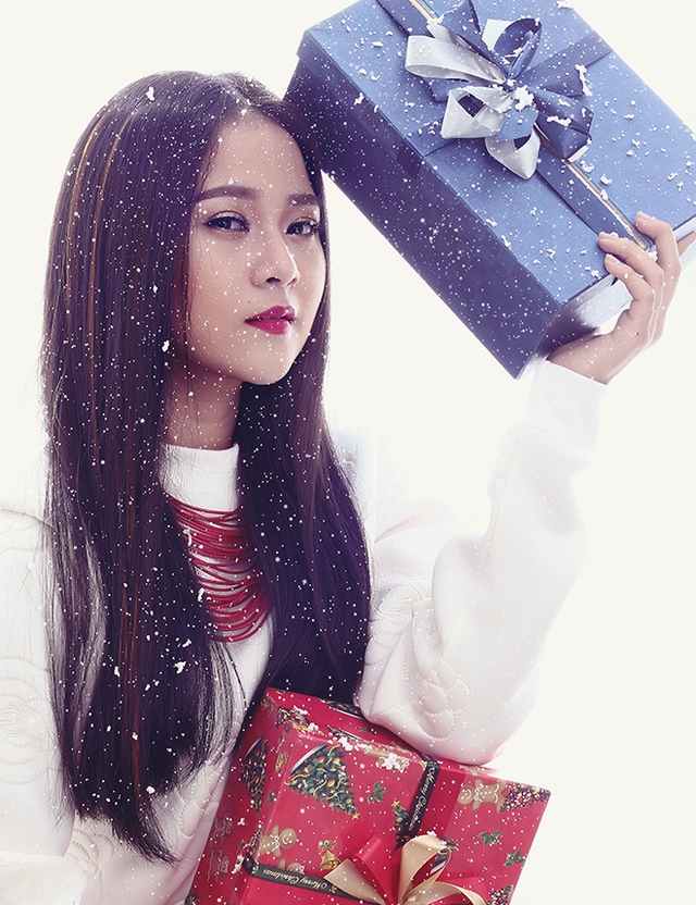 Tam Triều D&acirc;ng liệu c&oacute; bước qua những &ldquo;c&aacute;m dỗ&rdquo; showbiz? 2