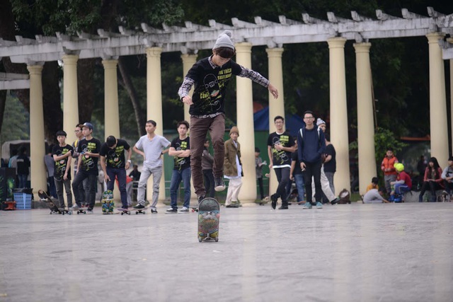 “Thử thách Skate Board Hà Nội”: Xứng danh những chàng trai Dew 4