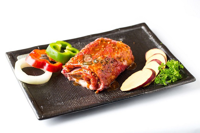 Thưởng thức sườn nướng đế vương “Wang Galbi” tại GoGi House 2