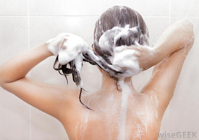 3 sai lầm nên tránh khi chăm sóc tóc 1 3 sai lầm nên tránh khi chăm sóc tóc 1