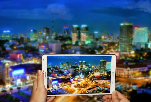 Phóng sự ảnh: Dạo quanh Sài Gòn cùng Samsung Galaxy Tab S 4