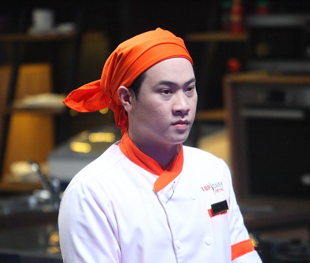 Hàng loạt ý kiến không phục vì "đầu bếp hotboy" chiến thắng Top Chef Việt Nam 4